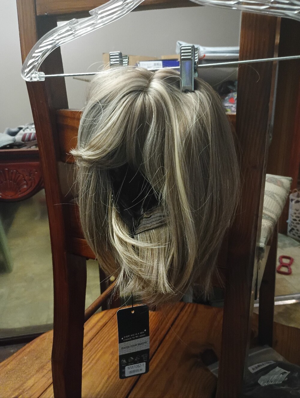Light Blonde Highlight Women's Wig - Unbranded